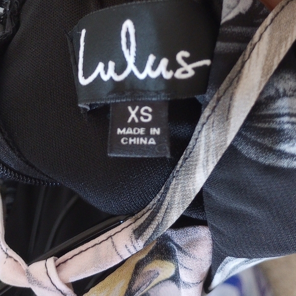 Lulu's Love Abloom Black Floral Print Lace-Up Maxi Dress Size XS - Picture 7 of 13